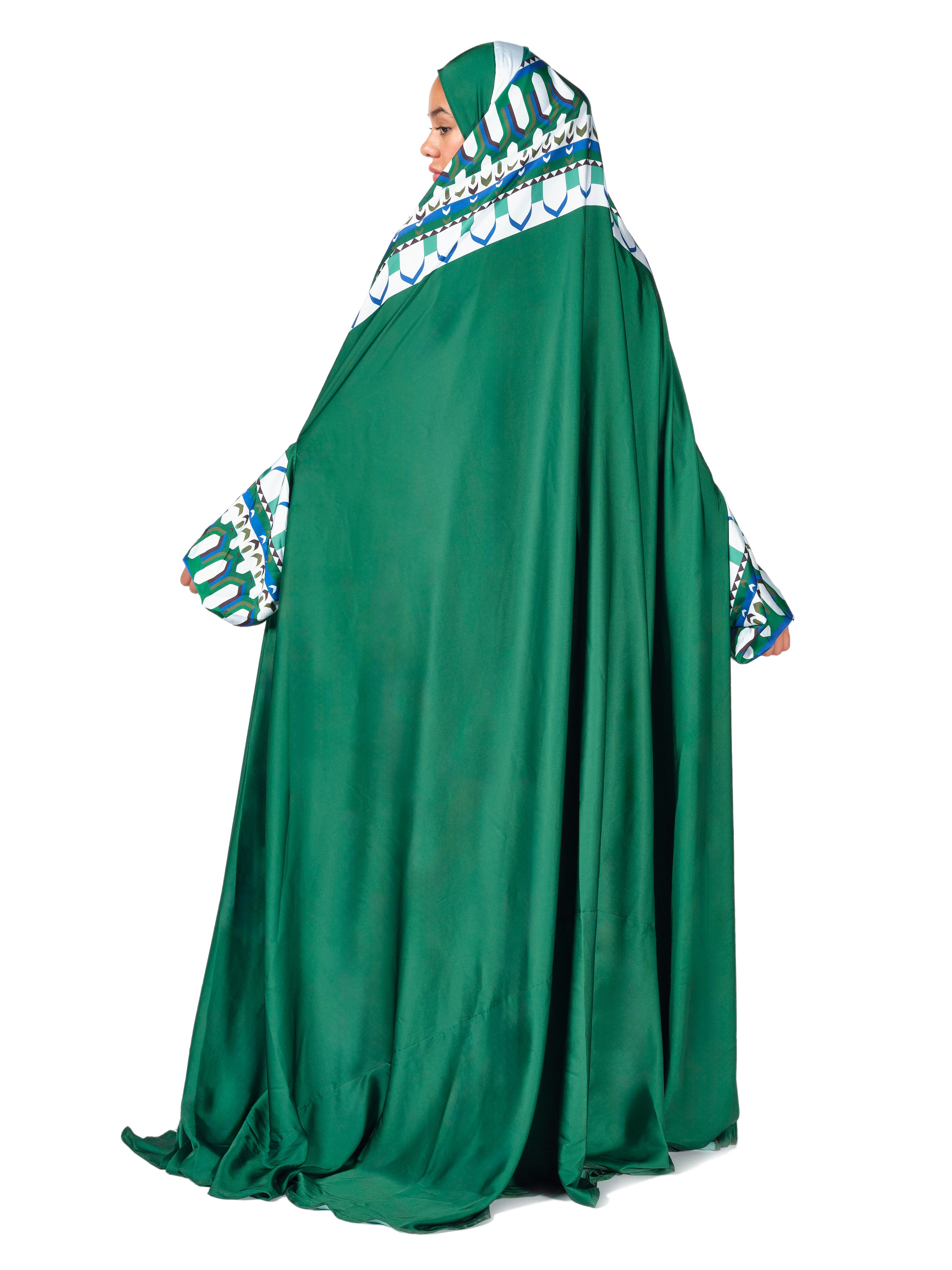'Riyadh' Prayer Dress & Compact Prayer Mat Bundle