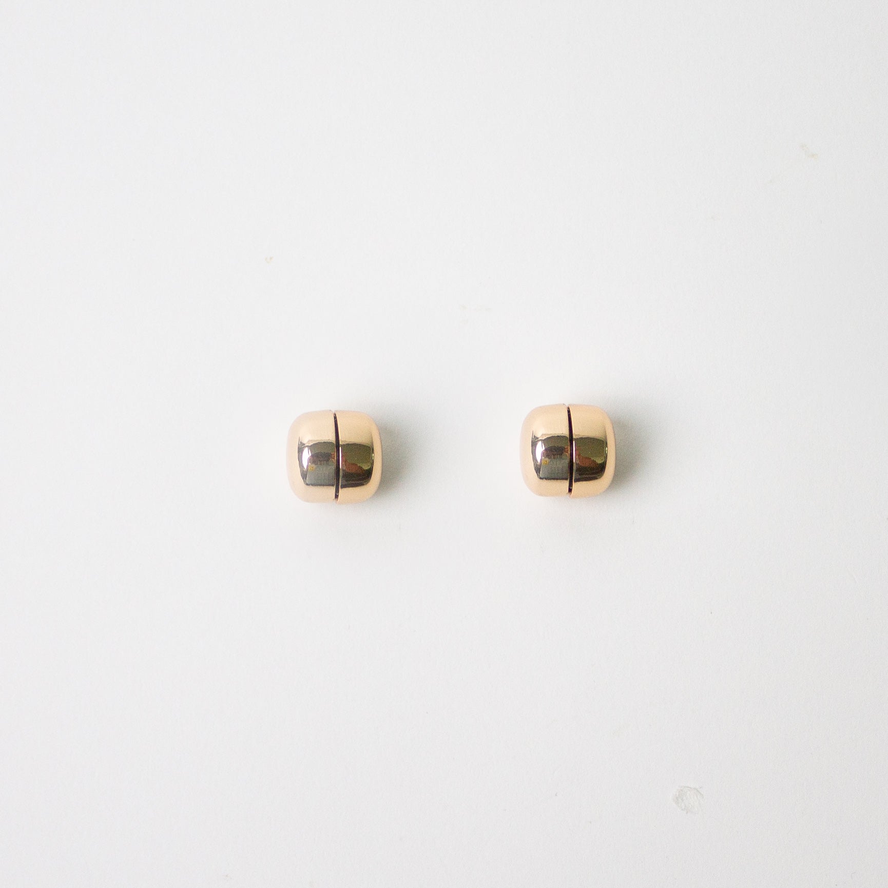 No-Snag Magnetic Hijab Pins